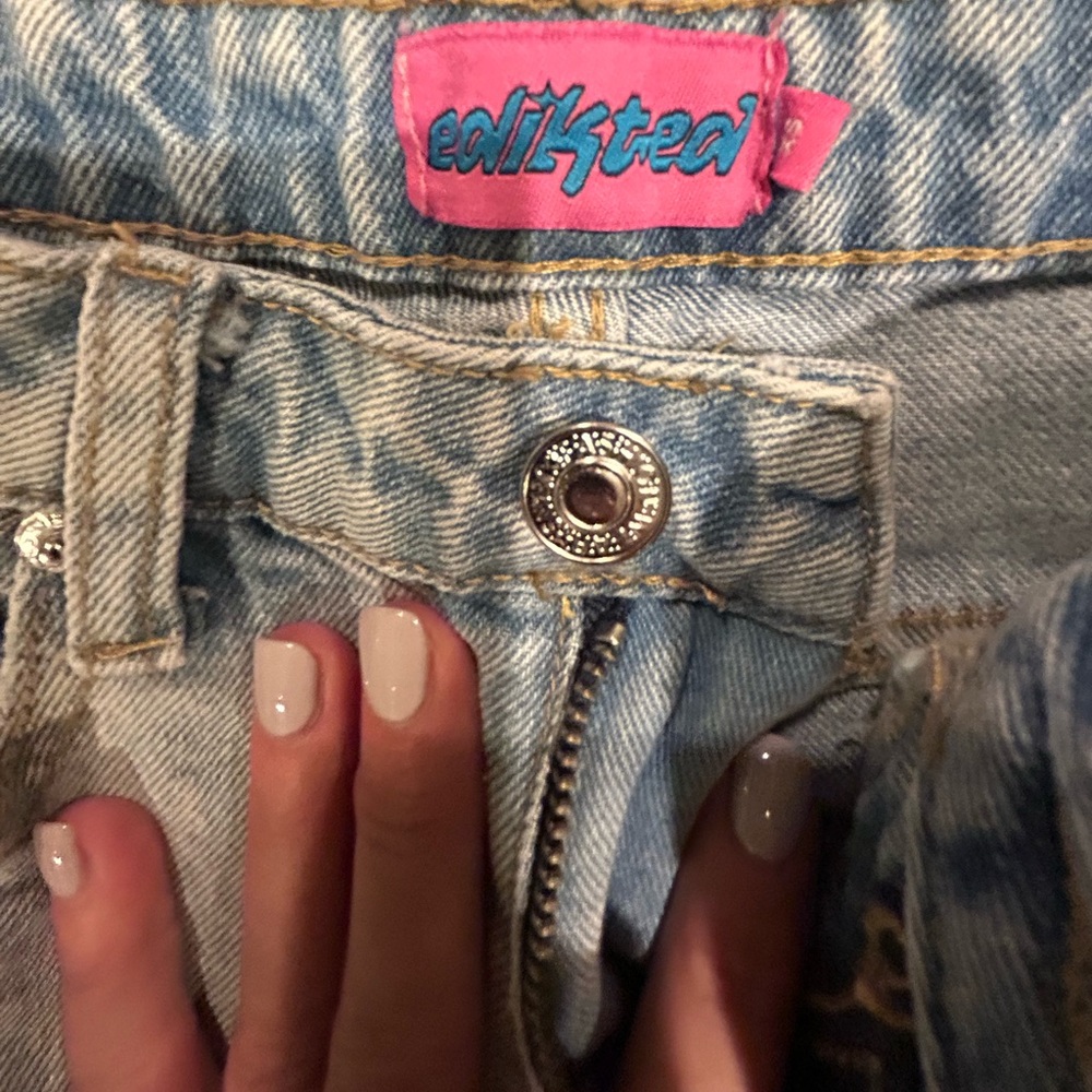 Edikted jeans in great condition ! XS with holes in front not on the back.